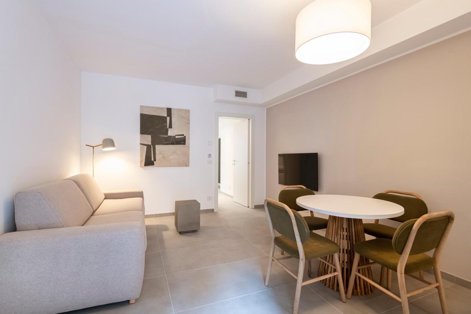 Relstay - De Angeli * Milano